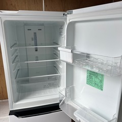 Hisense 冷蔵庫 HR-D15C  年式　2021年の画像