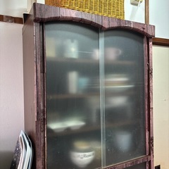 【5月29日引越し予定】食器棚の画像