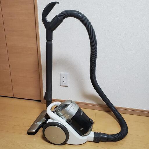 （お得な特別割引価格） サイクロン式クリーナー 福岡の生活家電《掃除機》の中古 (かず) 掃除機・クリーナー