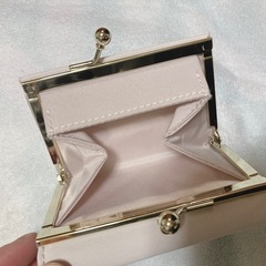 2つ折り財布の画像