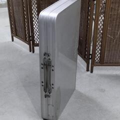20250407011　キャンプ用テーブルの画像