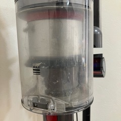 4/9までに引き取り　ダイソン　掃除機&充電スタンドの画像
