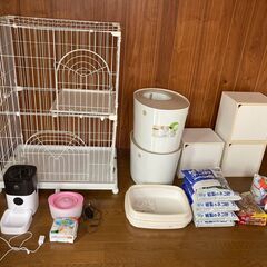 猫トイレ、ゲージ一式、その他猫用品