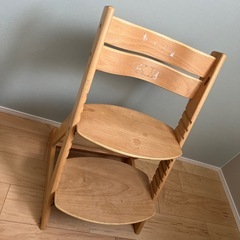 子供用椅子の画像