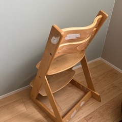 子供用椅子の画像