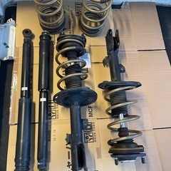  TEIN zrr
70wヴォクシー用、ノア用 