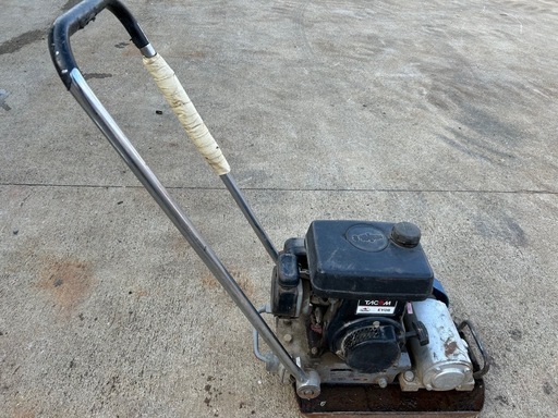 ユニプレート　大旭　タイキョク　TACOM　TPD40RF       (EY08D)ロビンエンジン　バイブロ　コンパクター　ランマ　転圧舗装