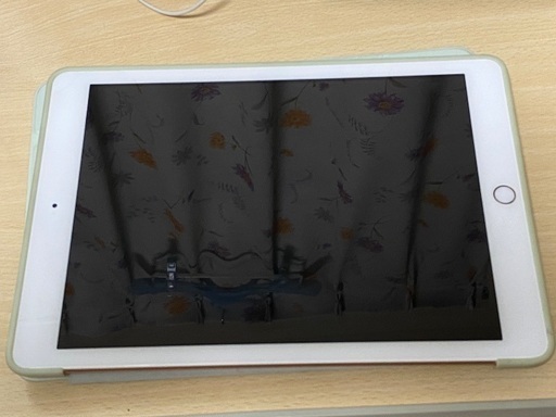 iPad 6世代 ゴールド 64GB