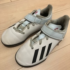 【受付中】【女性限定】サッカー　トレーニングシューズ　18.0センチ