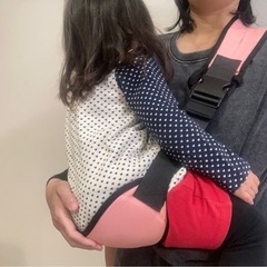 子供の抱っこを補助できるスリング