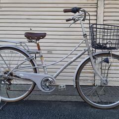 中古26インチお洒落自転車フロントバスケット付きオートライト