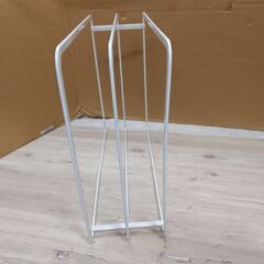 ふきん掛け　ふきんハンガー　ホワイト　キッチン用品　 幅30㎝×奥行10㎝×高さ25.5㎝の画像