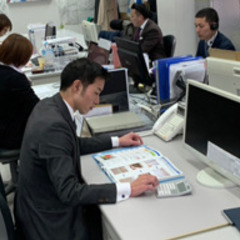不動産営業募集　年収1000万以上可能！【必須の応募条件なし！未経験から育成/90％以上が未経験スタート】 ◎学歴不問・経験不問・第二新卒歓迎◎20代・30代活躍中★手厚い固定給+インセン有の画像