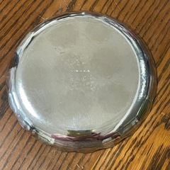 ケーキ皿とフォークのセットの画像