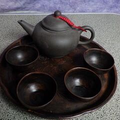ウーロン茶にピッタリの茶器セット　500円  
