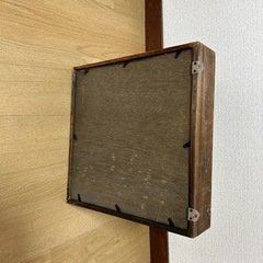 正方形の木枠鏡 
の画像