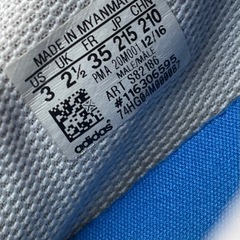adidas 21㎝　
室内シューズの画像