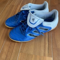 adidas 21㎝　
室内シューズ