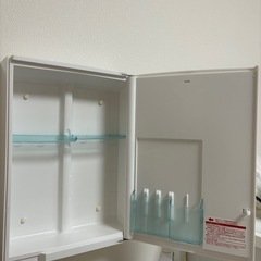 ミラーキャビネットの画像