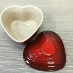 0408-017 ルクルーゼ　ハート型ココットの画像