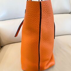 FURLA オレンジ レザートートバッグの画像