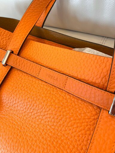 FURLA オレンジ レザートートバッグ (jin6) 吉祥寺のバッグ