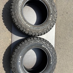 BF goodrich 285/70R17 　121/118R ...
