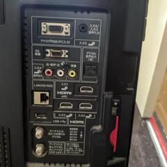 SHARP　　AQUOS　アクオス　32型　リモコン付　テレビの画像