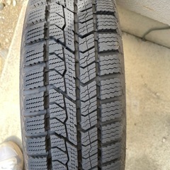 取引中　軽自動車　スタッドレスタイヤ　ホイール 付　4本の画像