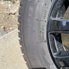 取引中　軽自動車　スタッドレスタイヤ　ホイール 付　4本の画像