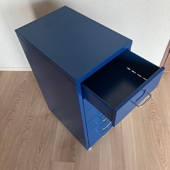 【IKEA】引き出しキャビネット（キャスター付き）の画像