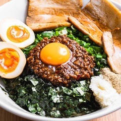 まぜそば無料！　食べたい方いませんかー！