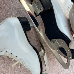 アイススケート靴 サイズ24の画像