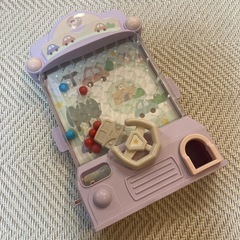 ボールを入れるおもちゃ