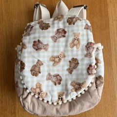 新品未使用　クマ柄 布製リュック