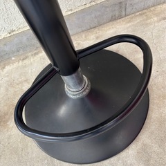 中古◆大特価‼️カウンターチェア◆２脚セット◆昇降式の画像