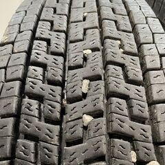 札幌発 引取OK YOKOHAMA ZEN 903ZW 245/80R17.5 133/131J 17.5インチ トラックタイヤ スタッドレス 6本 バリ溝 増トン ユニック　(KTT435)クレジットカード QRコード決済可能の画像