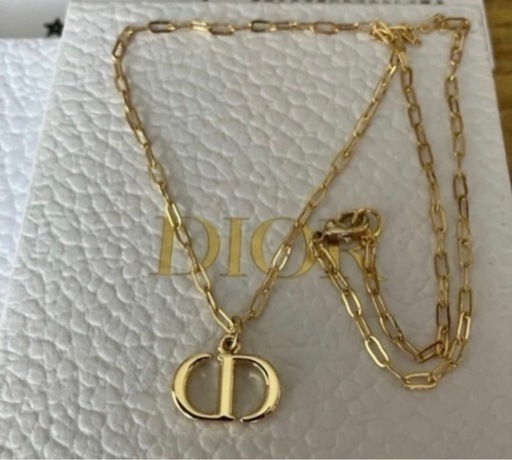ディオールネックレス