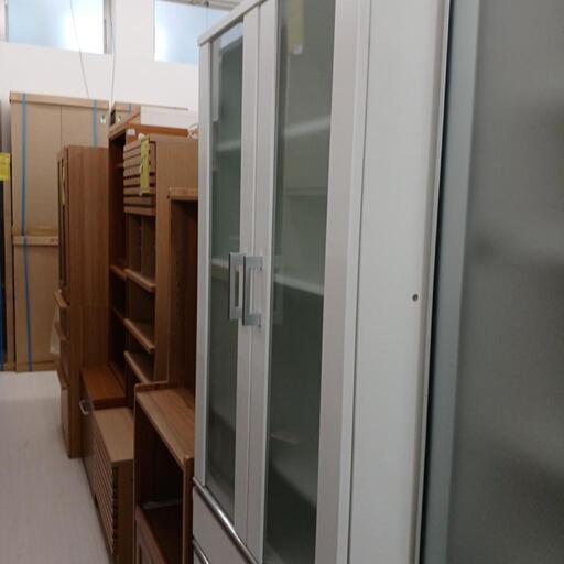 ★ジモティー割あり★2枚扉食器棚　ニトリ　WH　　高さ(H)178cm× 幅(W)60cm× 奥行(D)39.5cm