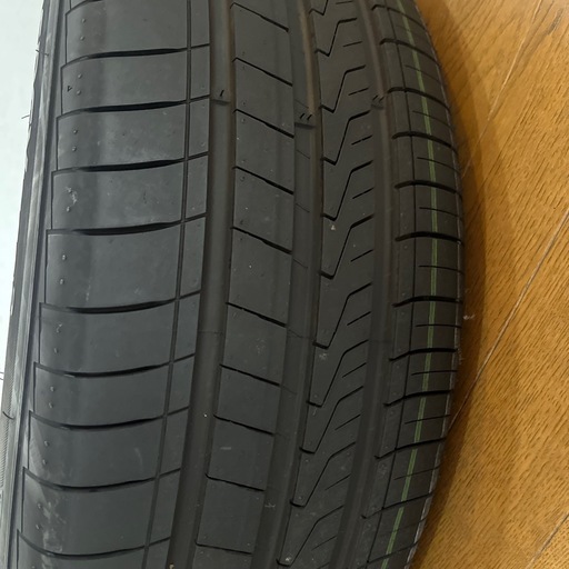 新品タイヤ
