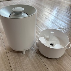 加湿器　超音波加湿器　4L　9畳対応の画像