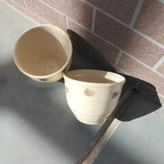小さな植木鉢2個