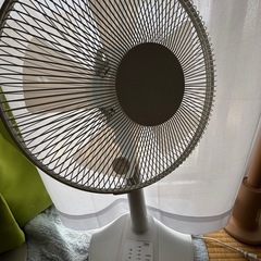 【引き取りのみ】YUASA ユアサ　扇風機 ホワイト