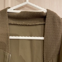 薄手アウター　M カーキの画像