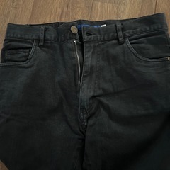 SPINNS チノパンの画像