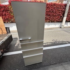 2019年製　冷蔵庫