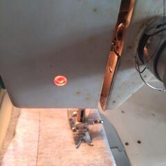 中古 難あり　古いミシン　フットペダル 付属なしの画像