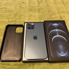 iPhone12pro 
uag ケースの画像