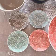 波佐見焼 西山陶器 リーフ柄の画像