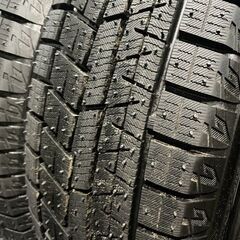 【新品】YOKOHAMA ice GUARD iG60 175/65R14 82Q 14インチ スタッドレス 4本 24年製 ベリーサ コルト キューブ等　(MTL700)クレジットカード QRコード決済可能の画像